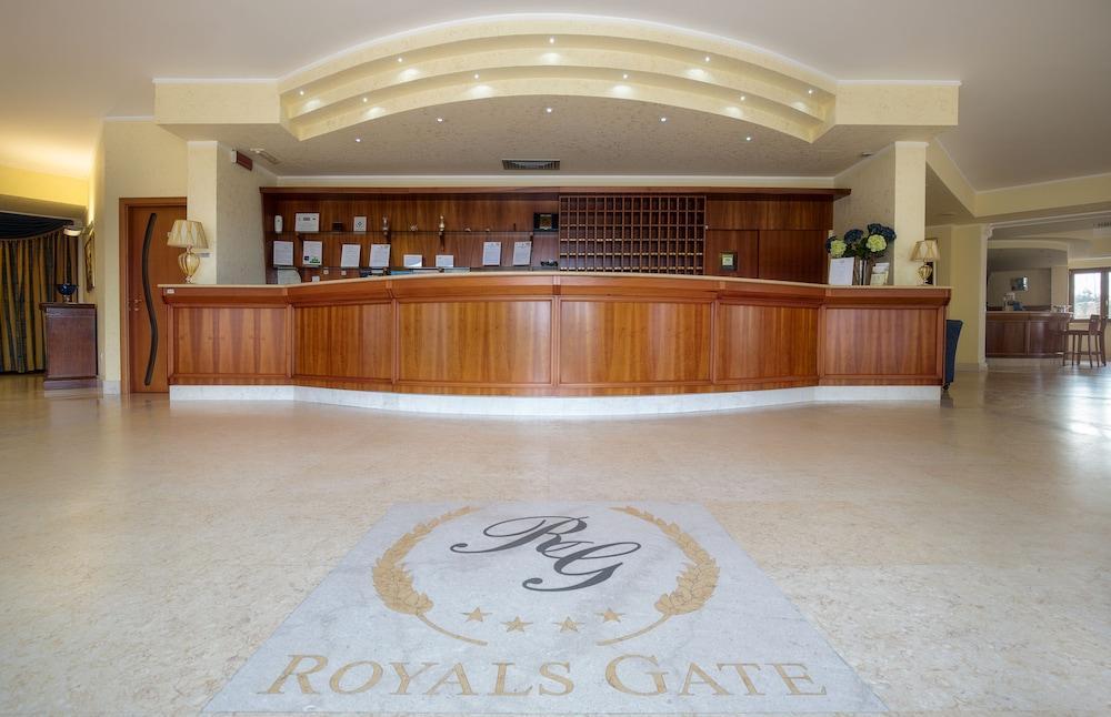 Royals Gate Hotell Rodi Garganico Eksteriør bilde